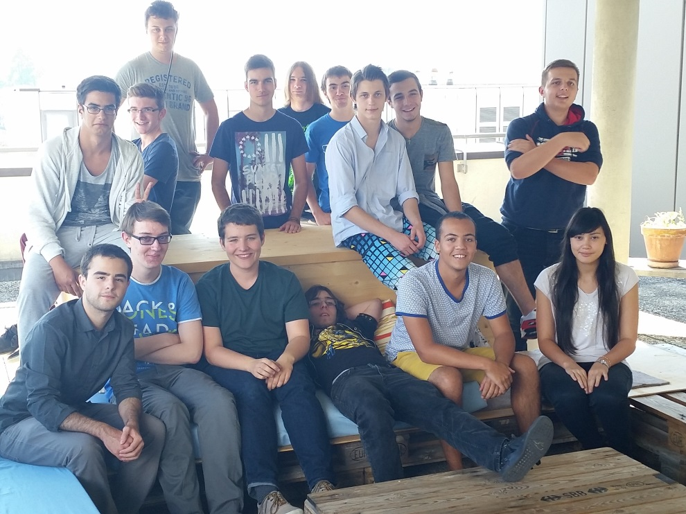 Un groupe réuni pour un moment de partage